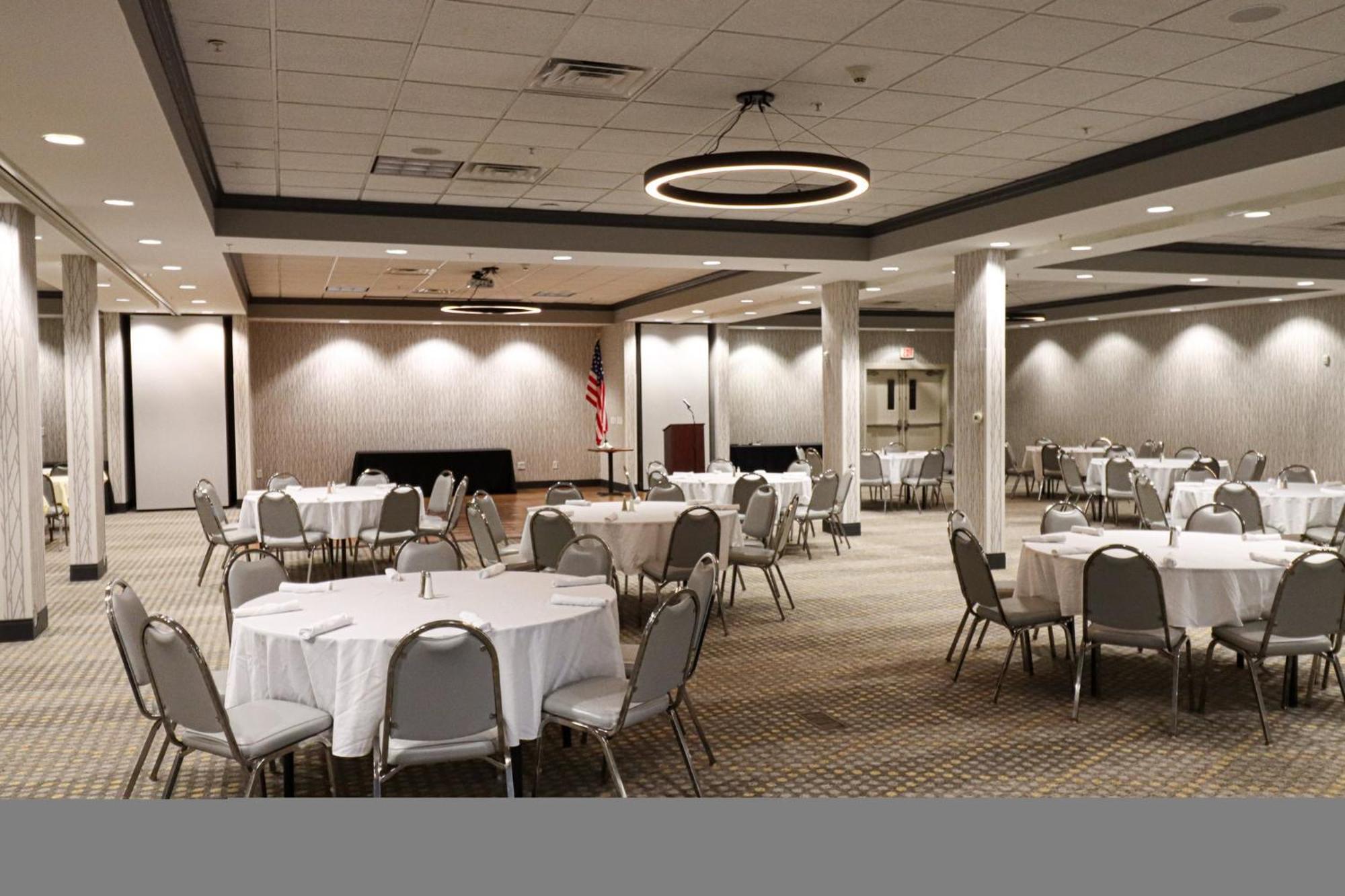 Holiday Inn Quincy By Ihg Zewnętrze zdjęcie